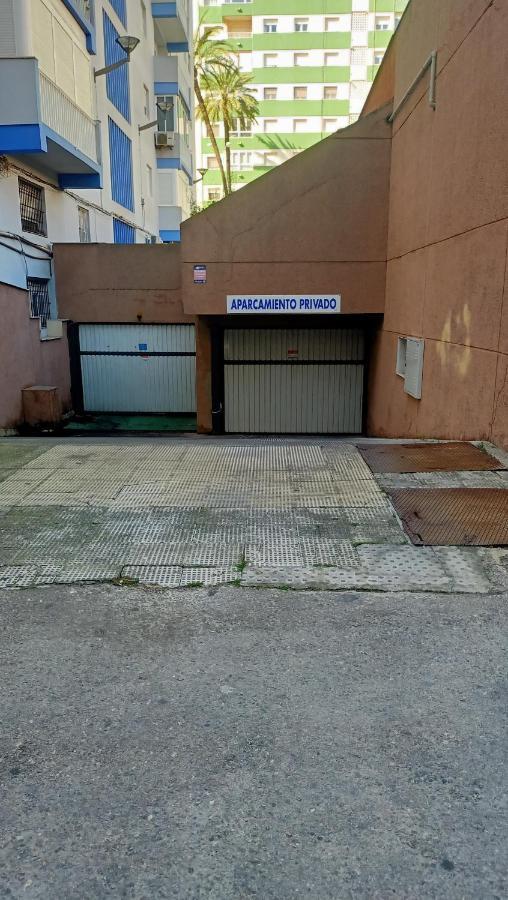 Apartamento Posidonia Free Parking Cádiz Exteriör bild