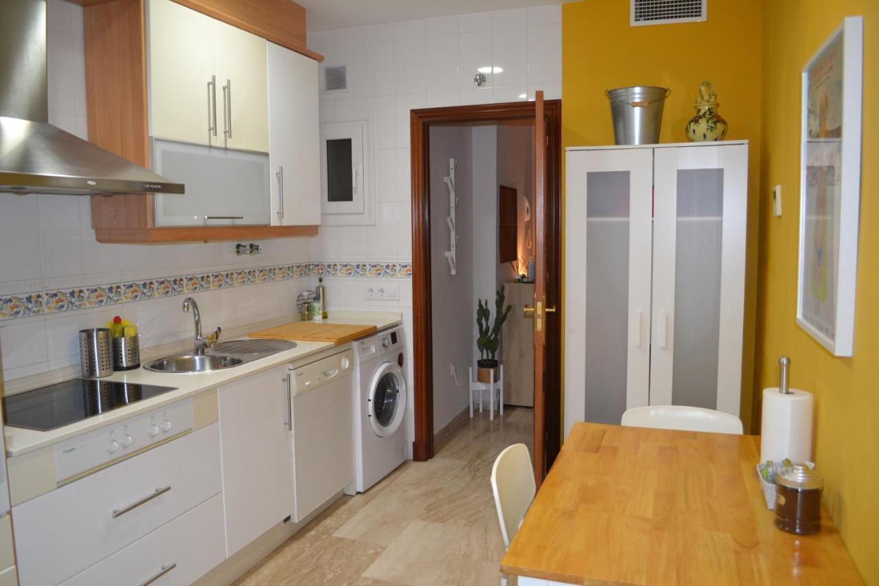Apartamento Posidonia Free Parking Cádiz Exteriör bild